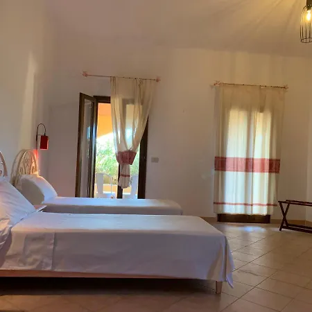 Godo 3* Baja Sardinia