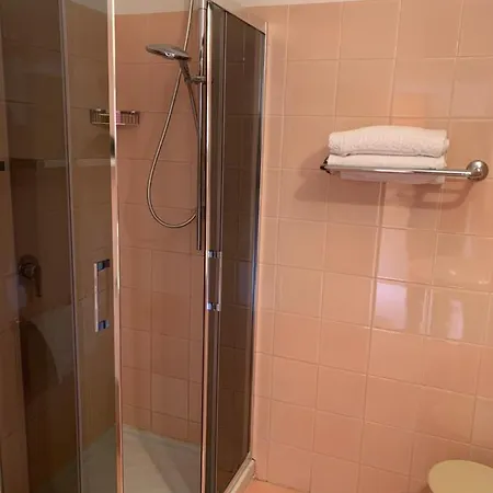 Hotel Godo 3*