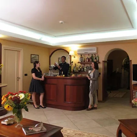 Godo Hotel