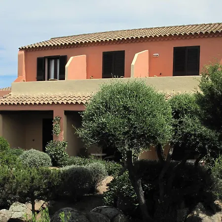 Godo 3* Baja Sardinia