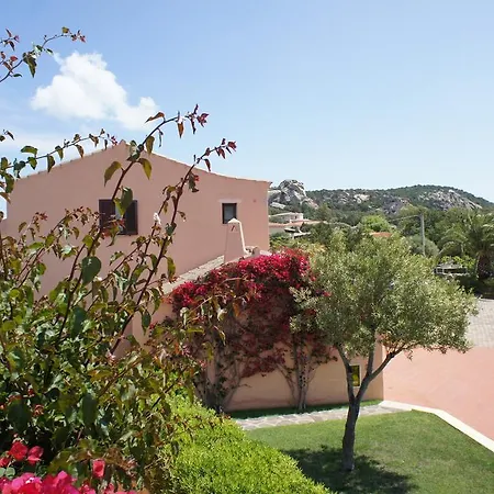 Godo 3* Baja Sardinia