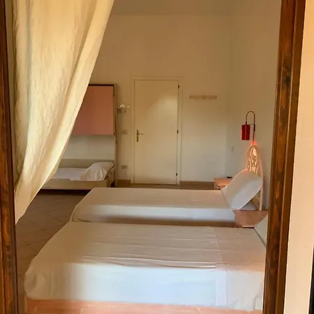 Godo 3* Baja Sardinia